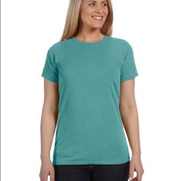 Aphrodite Shirt (Rainbow Heart) - Picture 3 of 3